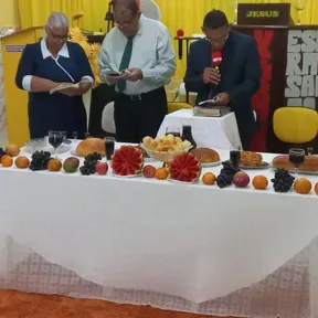 Deus de Promessas