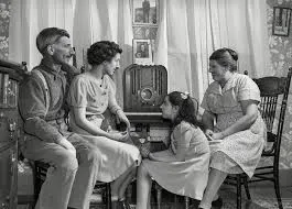 THE THEATER OF THE MIND- WHEN RADIO RULED THE AIRWAYS