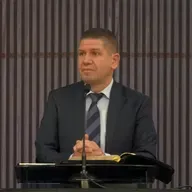 Transformări ciclice ale generațiilor - Marius Livanu
