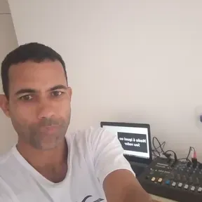 web radio nova vida
