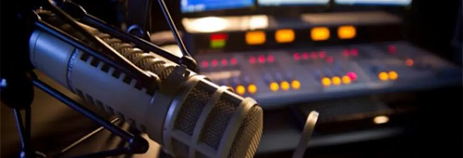 RADIO ESCUCHA FM