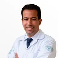 Entrevista com o urologista Maurício Cordeiro