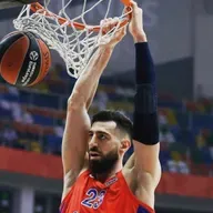 3 Kısa #52 | Fener’e Valencia çelmesi, Efes bildiğiniz gibi, Playoff mücadelesi 🔥