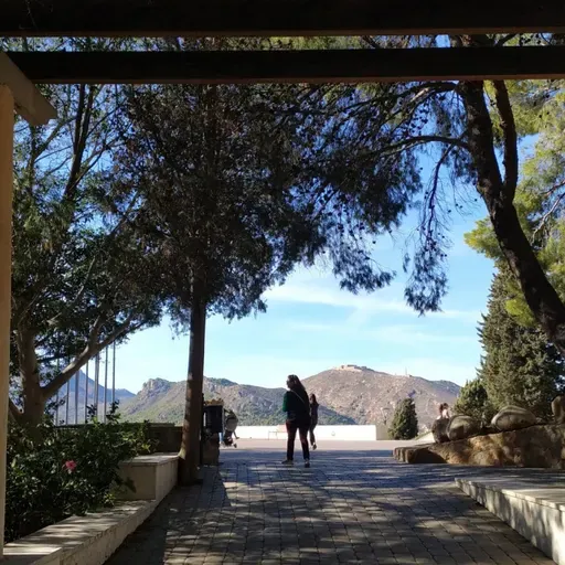 VIENTO DE LEBECHE T03C049 Veranos modernistas (05/08/2024)