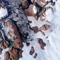 Unsichtbare Wasserwelten: Was schlummert unter den Eisschilden?