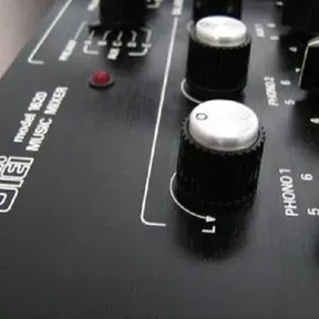 Degas Radio