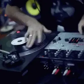 877 Fuente de vida FM