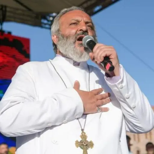 გადადგება თუ არა ფაშინიანი - მასობრივი პროტესტი სომხეთში.