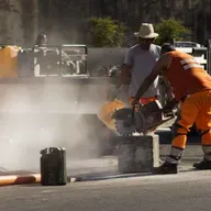 Rapporto Inps, più lavoro ma salari fragili