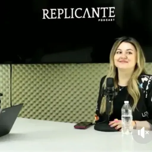 ¿Mis redes contradicen mi discurso? Marce Torres sobre políticos reales y redes sociales