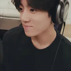 DJ UUS IN THE HOUSE