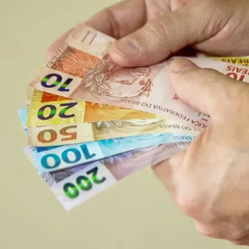 Governo reduz a previsão do salário mínimo de 2026 para R$ 1.627