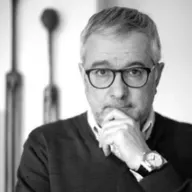 Cuatro fases | Alfonso Armada | Con las palabras