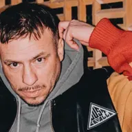 120 MINÚT S HUDBOU NÁŠHO HOSŤA: MAREK RAKOVICKÝ