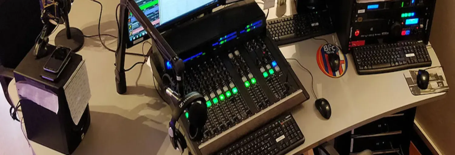 TRAC FM 95.5 FM STEREO