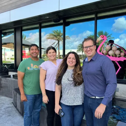 Thee Pinstripes (Special Guest - Erik DuCharme)