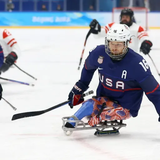 Sled hockey's Declan Farmer makes us smart about the Winter Paralympics