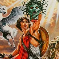 #1 A MEDUSA LA MATARON POR LINDA
