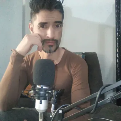 El Disfraz del Amor (Love Bombing)