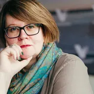 Päevatee. Merle Randma-Aru ehk pärlikarp ja pitsiline pale