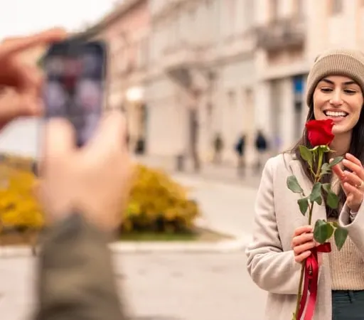 Ally Nic Cearáin, Macléinn ar thaithí oibre.