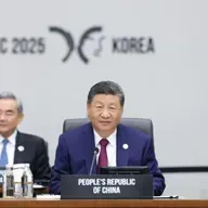 President Xi urges multilateralism, openness at APEC meetings