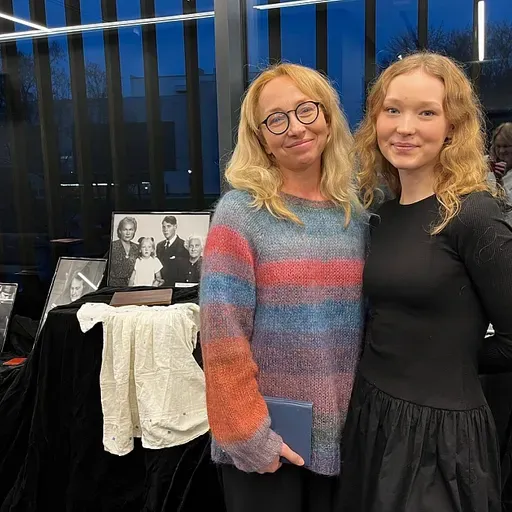 Aktrisei Ievai Puķei bijis svarīgi savas vecmāmiņas stāstu izstāstīt skaļi