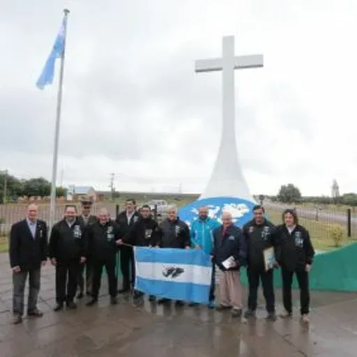 Es Por Aca - Cata Cabana -  Historiadora, escritora e investigadora - (01/04/22)