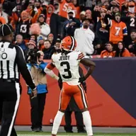Chiefs, Lions y Bills a Playoffs, Tucker en Declive, Burrow Compra Batimóvil 