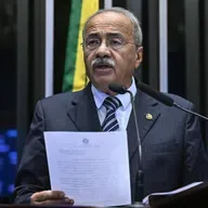 Chico Rodrigues propõe proibir cancelamento de plano de saúde durante tratamento contínuo