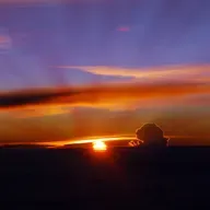 Un ex agente del FBI nos revela los secretos detrás de los drones misteriosos que han estado sobrevolando NY, NJ y Pensilvania. 🚁👀