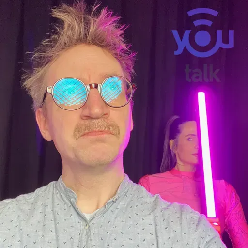 Je lepší útočit holí, nebo rohlíkem?