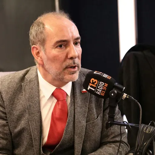 Biministro Louis de Grange suma críticas a administración Boric: "Se comprometieron pagos para los cuales no existía presupuesto"