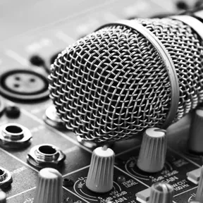 VILLAS DEL CAMPO STEREO 106.7 FM