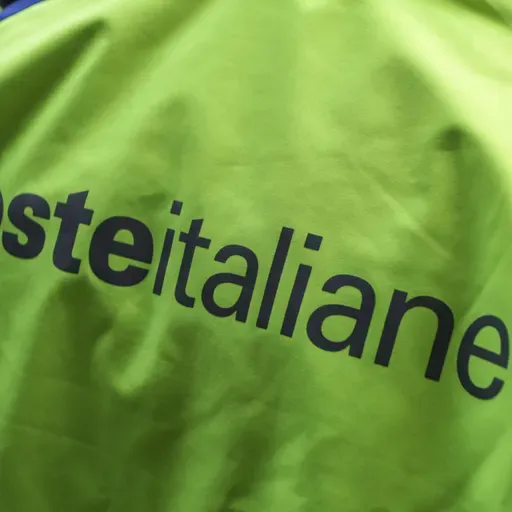 Poste lancia opas su Tim, offerta da 10,8 miliardi per creare un grande gruppo