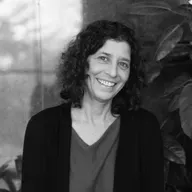 Episode 87. Meitner's Atom: Marissa Moss