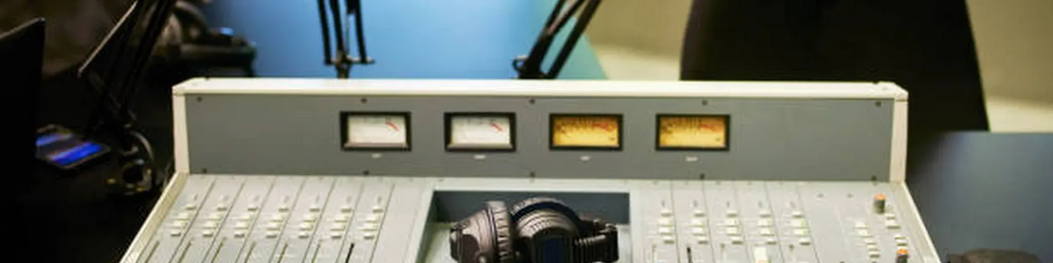 EH RADIO (ALABANZA Y PREDICACIÓN CONTINUA)