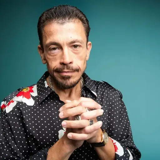 Ricardo Ribeiro: “O cigano é livre em termos de cabeça e de peito. Um velhote cigano, o Ti Martelo, foi o homem mais honrado que conheci”