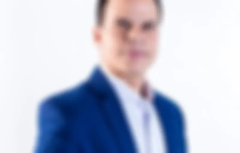 @Pastor Elizeu Rodrigues Eu sei porque você não ora