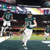 10 Jardas no ar 559 - FLY EAGLES FLY