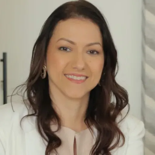 19.11.25 | "Interceder: O Chamado de Deus para Estar na Brecha” (Daniele Marques)