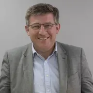 S2 Ep1461: Charity Chief Exec's Customer Update 08/11/2025