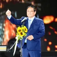 Thủ tướng Phạm Minh Chính xuất hiện V Fest gây sốt
