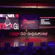 Nasıl Değiştim? | HAKKI ALKAN | TEDxGündoğduKoleji