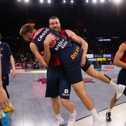 4x13| Pero esto qué es