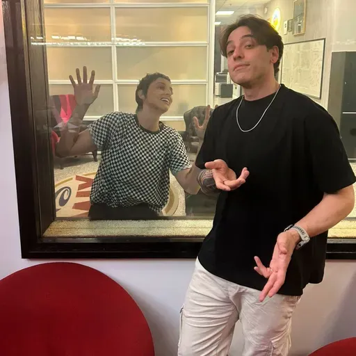11.09.25 - Já fez ou faria uma loucura para conhecer um ídolo?