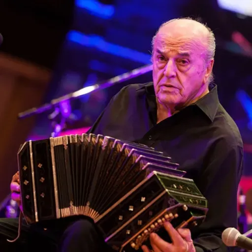 El expresivo Raúl Garello