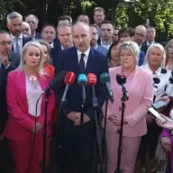 Tús Áite: Seisiún Smaointeoireachta Fianna Fáil