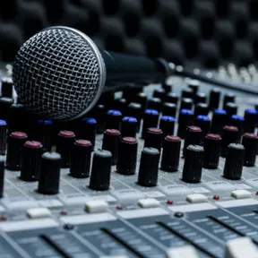 89 7 FM