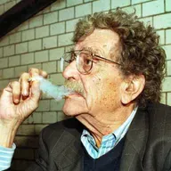 Puentes: la vida y obra de Kurt Vonnegut